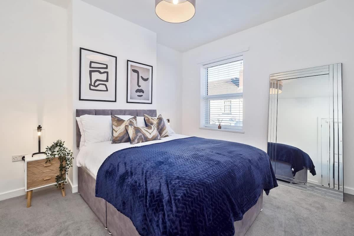 Nursery House By Truestays - 3 Bedroom House In Stoke-On-Trent エクステリア 写真